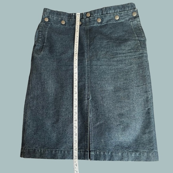 Joseph denim skirt, mid length with stud accents front & sides Pre-loved vgc. - Picture 4 of 8
